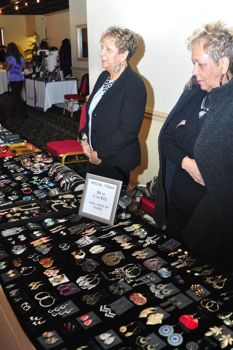 Annual Finer Womanhood Luncheon, 2013 — photograph 11