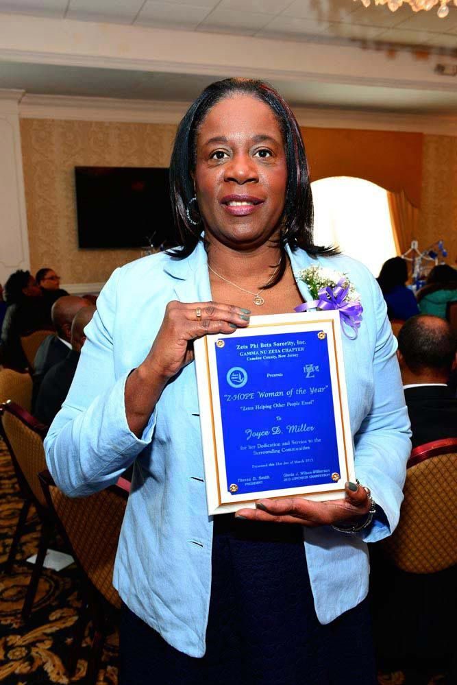 Finer Womanhood Scholarship Luncheon, 2015 — photograph 62