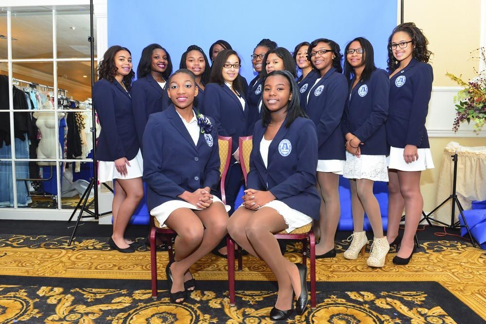 Finer Womanhood Scholarship Luncheon, 2015 — photograph 17