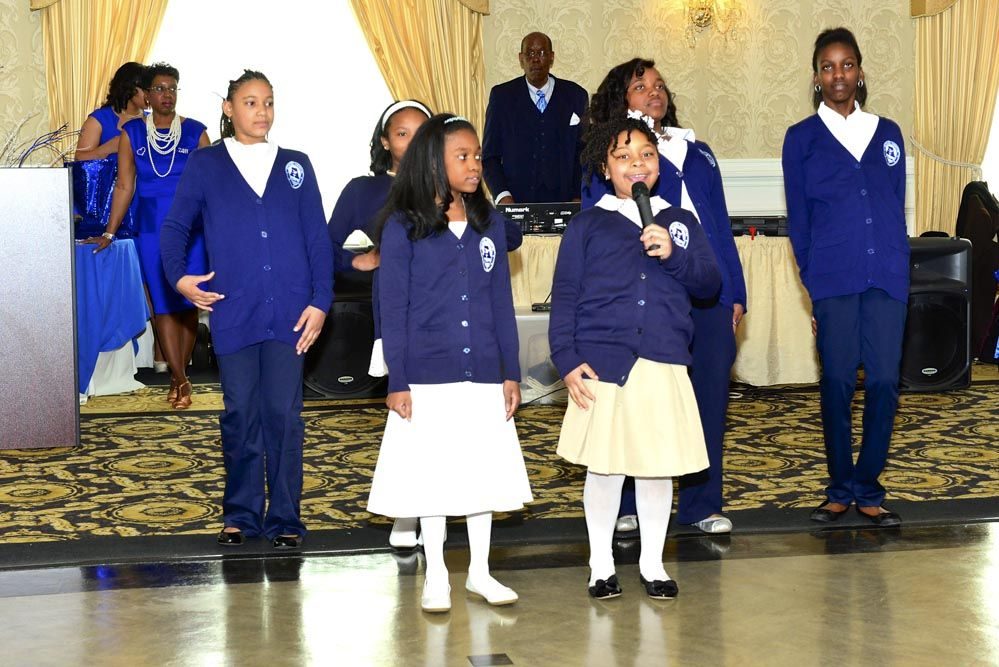 Finer Womanhood Scholarship Luncheon, 2015 — photograph 64
