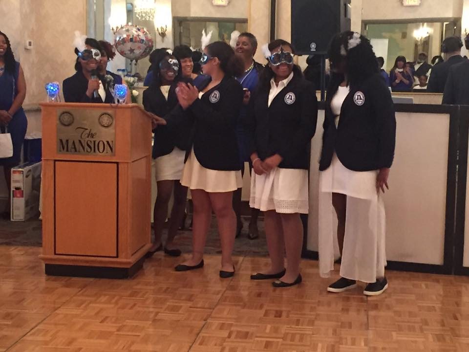 Annual Finer Womanhood Scholarship Luncheon, 2017 — photograph 3