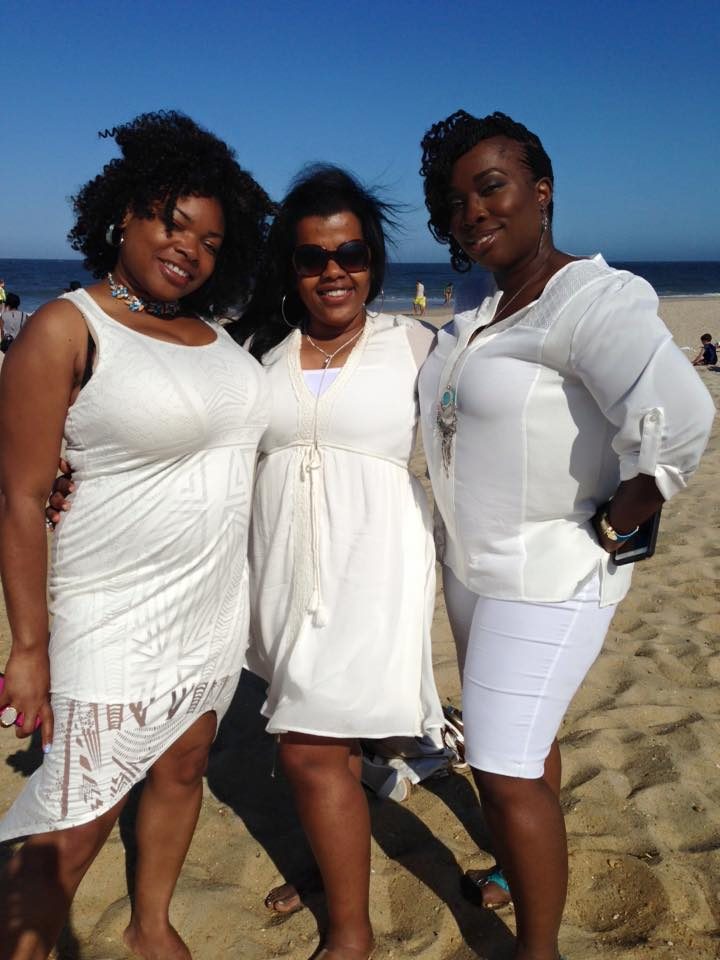Celebrating OMZ All-White, 2015 — photograph 22