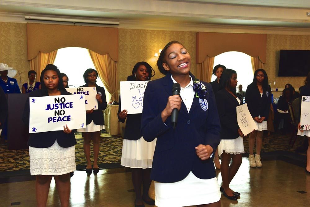 Finer Womanhood Scholarship Luncheon, 2015 — photograph 72