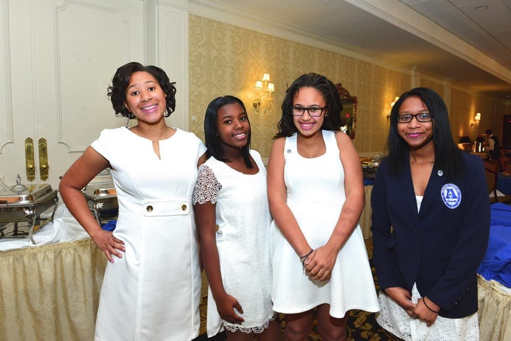 Finer Womanhood Scholarship Luncheon, 2015 — photograph 9