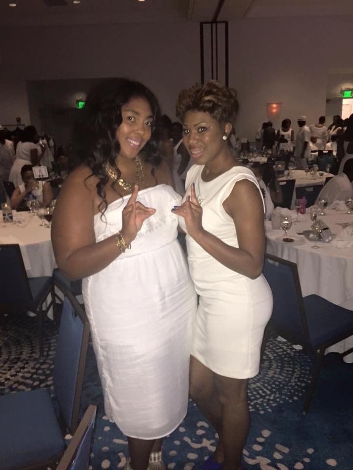 Celebrating OMZ All-White, 2015 — photograph 17