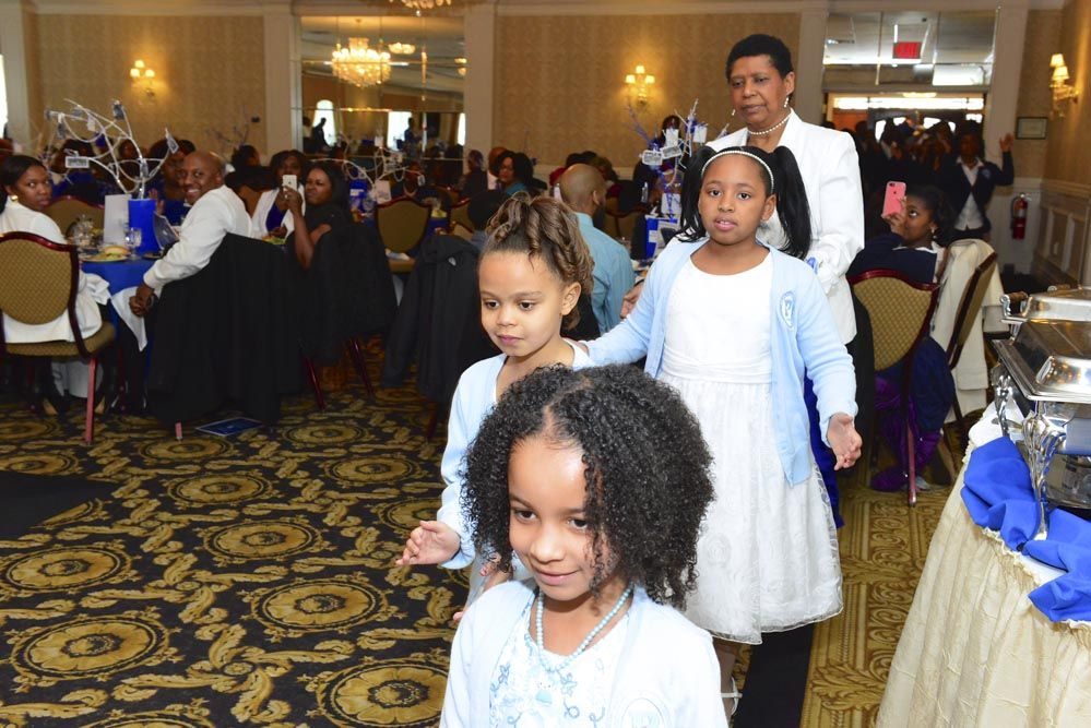 Finer Womanhood Scholarship Luncheon, 2015 — photograph 20